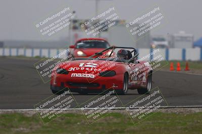 media/Jan-18-2026-CalClub SCCA (Sun) [[8bc6468723]]/Group 3 Race/Turn 1/